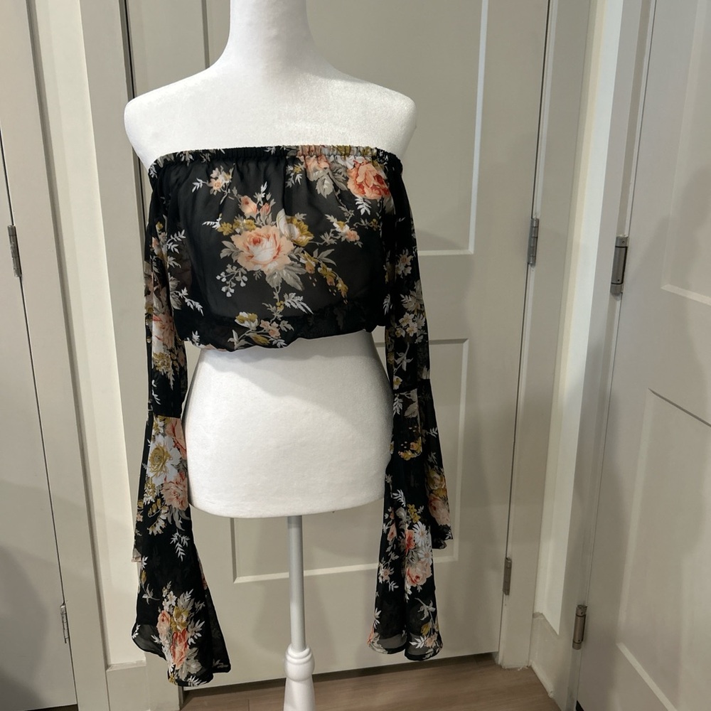 Floral Off-Shoulder Black Top
